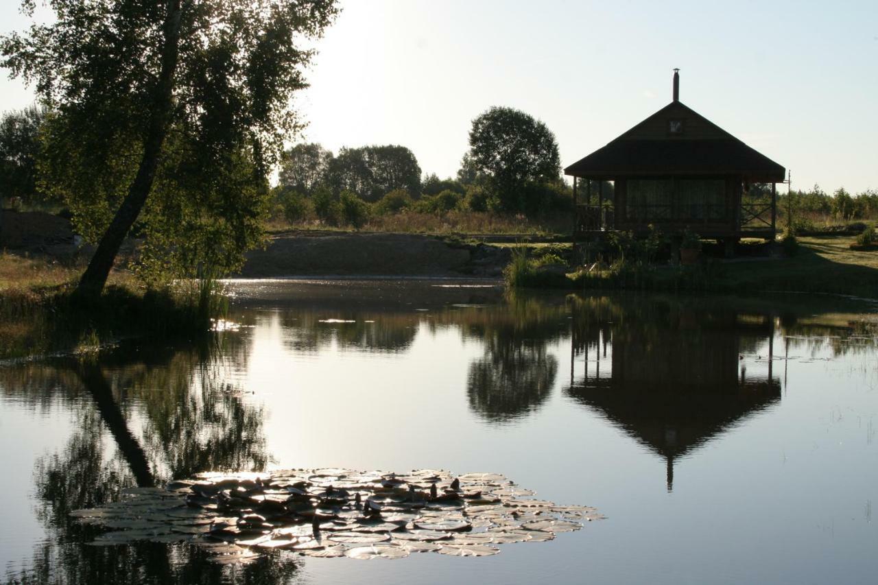Mikalojiskis Inturke Luaran gambar