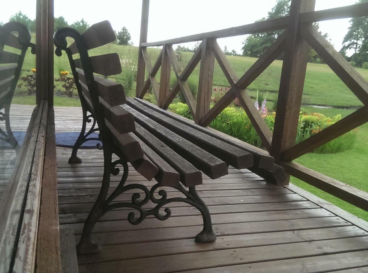 Mikalojiskis Inturke Luaran gambar